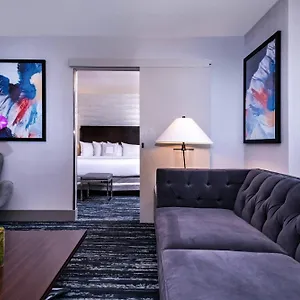 Szálloda Fairfield By Marriott Manhattan Times Square ****